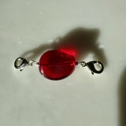 Perle Charms Argentée Rouge Glamour